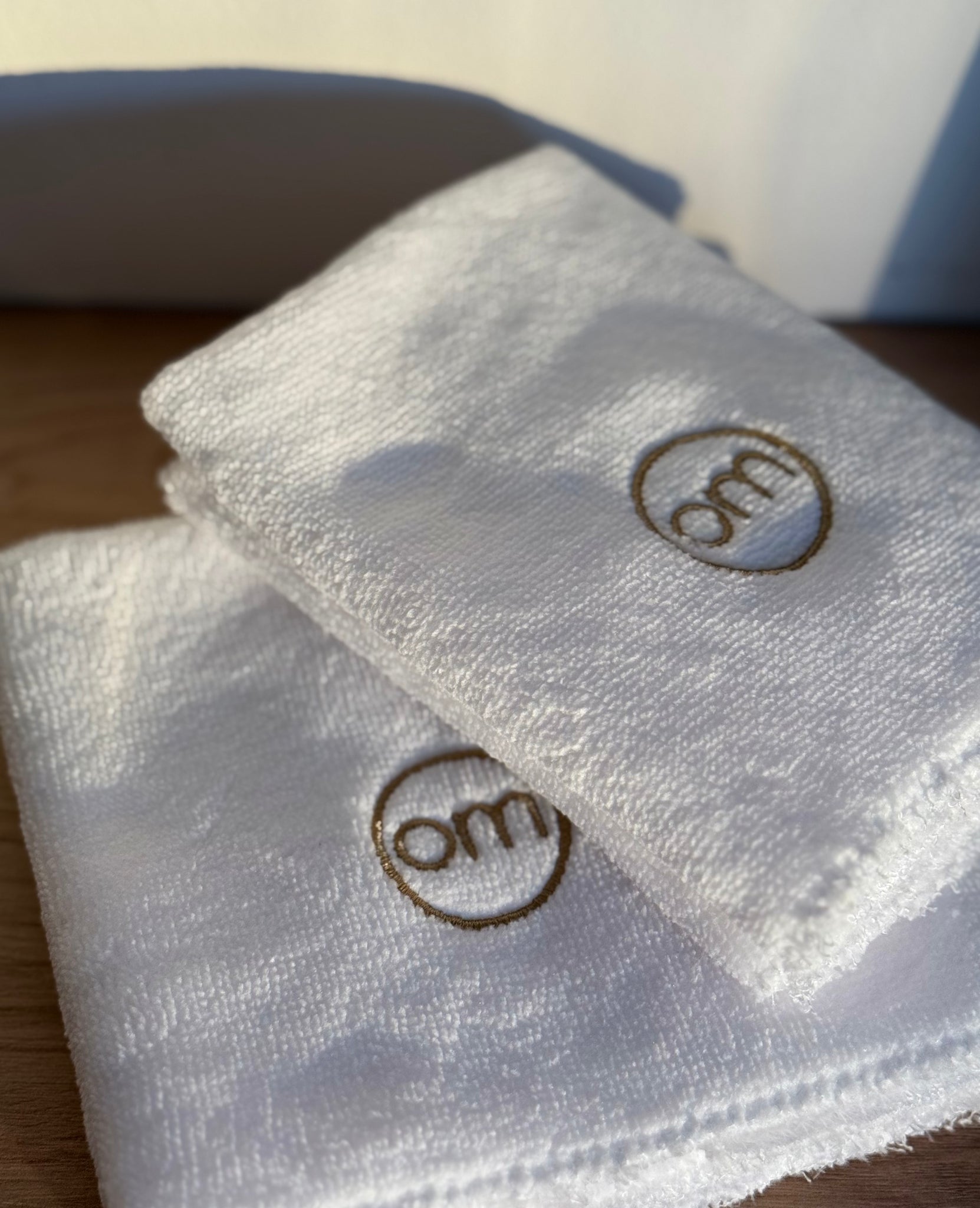 Om Facial Towel