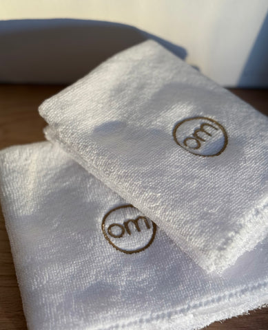 Om Facial Towel